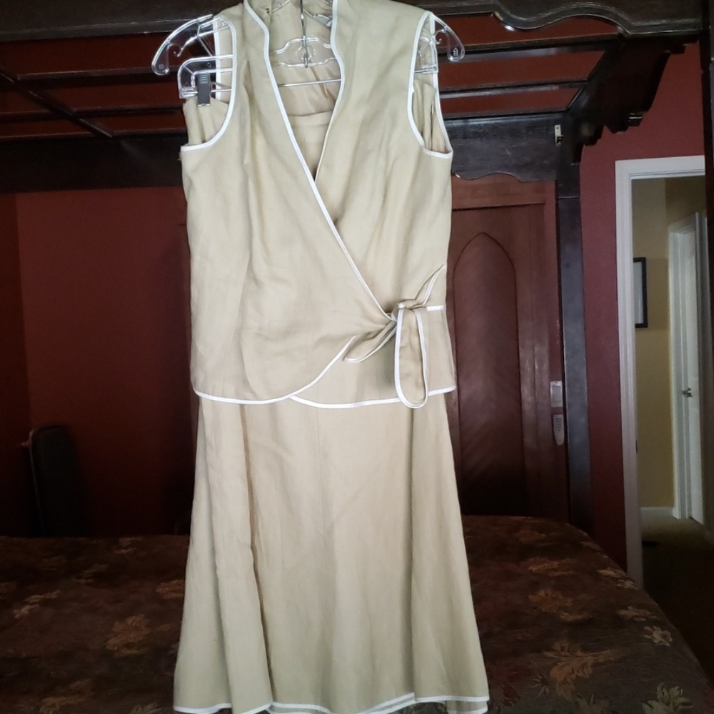 Talbots Cute 2 Piece Skirt Set